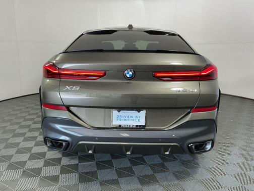 2026 BMW X6 xDrive40i
