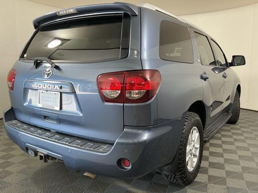 2018 Toyota Sequoia SR5