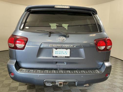 2018 Toyota Sequoia SR5