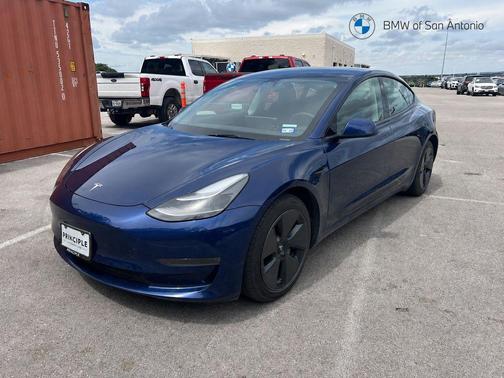 Deep Blue Metallic 2023 Tesla Model 3 Standard Range