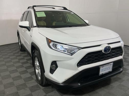 2020 Toyota RAV4 Hybrid XLE