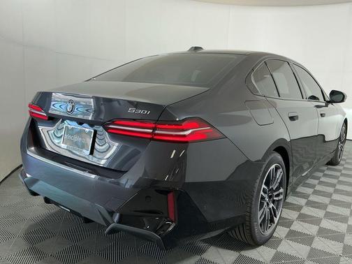 2026 BMW 530 i