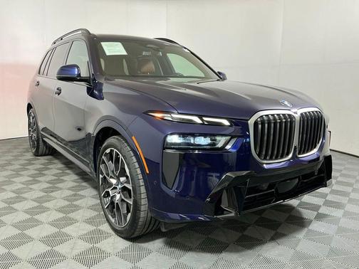 Tanzanite Blue II Metallic 2024 BMW X7 xDrive40i