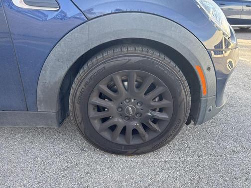 2016 MINI Hardtop Cooper