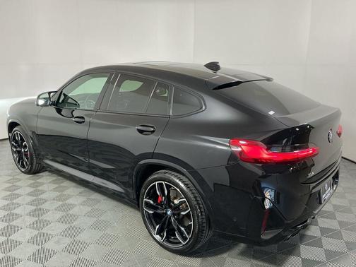 2024 BMW X4 M40i
