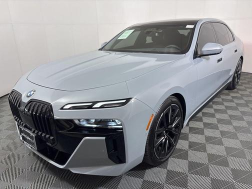 2023 BMW 760 i xDrive