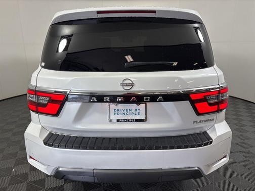 2021 Nissan Armada Platinum 2WD