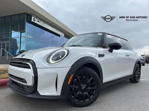 2024 MINI Hardtop Cooper