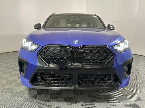 Portimao Blue Metallic 2026 BMW X2 xDrive28i