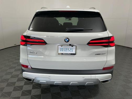 2025 BMW X5 sDrive40i