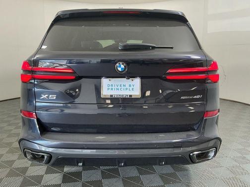 2026 BMW X5 sDrive40i