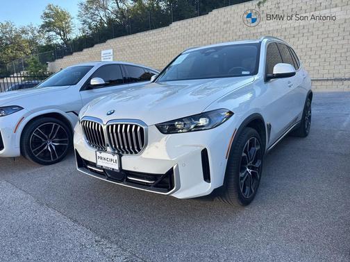 Alpine White 2025 BMW X5 xDrive40i