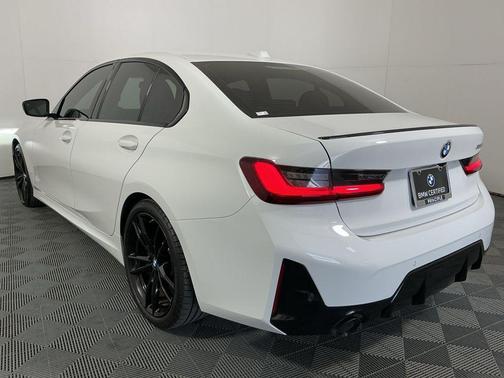 2024 BMW 330 i