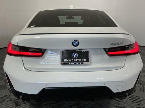 2024 BMW 330 i