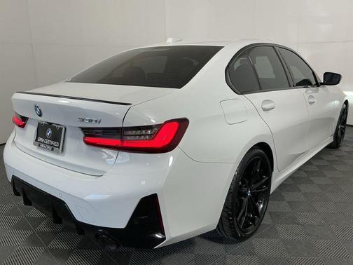 2024 BMW 330 i