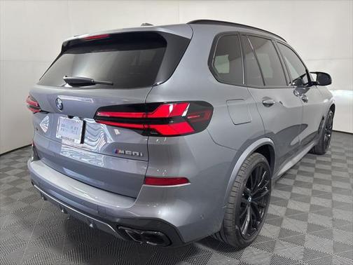 2026 BMW X5 M60i