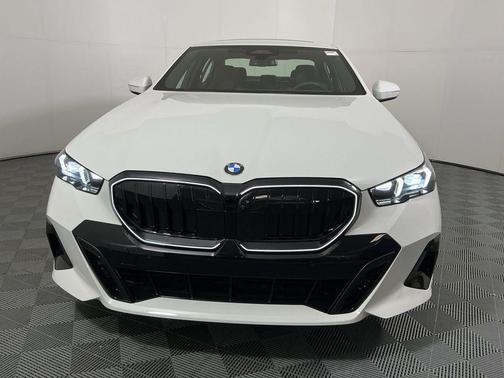 2026 BMW 530 i