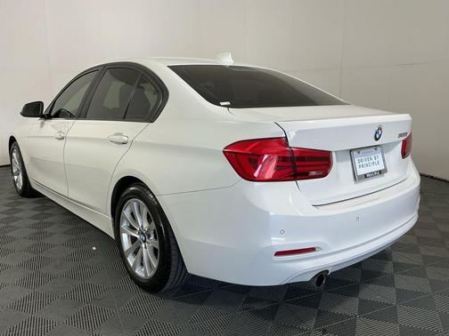 2017 BMW 320 i
