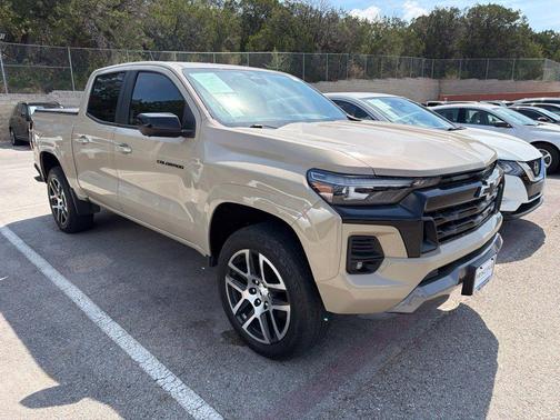 Sand Dune Metallic 2023 Chevrolet Colorado Z71
