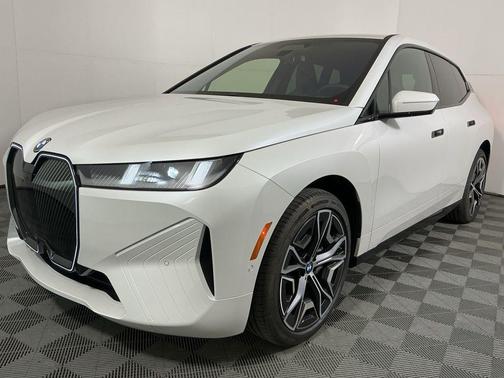 2026 BMW iX xDrive45