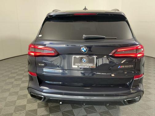 2023 BMW X5 M50i