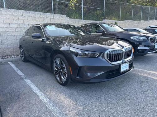 2024 BMW 530 i