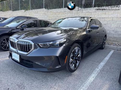 2024 BMW 530 i