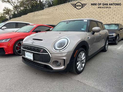 Gray Metallic 2024 MINI Clubman Cooper S ALL4