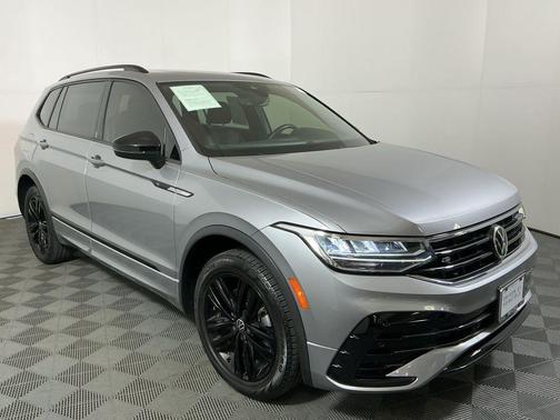 2022 Volkswagen Tiguan 2.0T SE R-Line Black 4MOTION