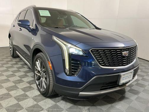 2019 Cadillac XT4 Premium Luxury