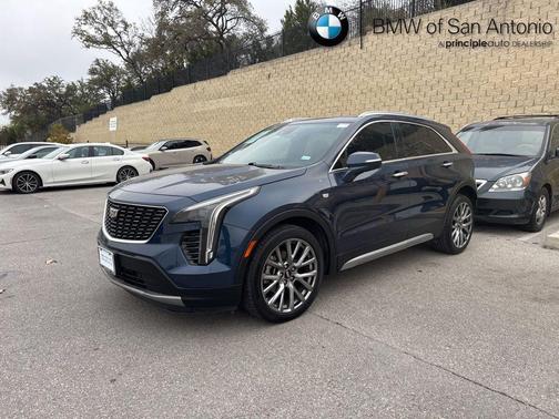 2019 Cadillac XT4 Premium Luxury