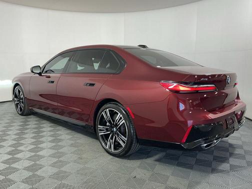 2024 BMW 760 i xDrive