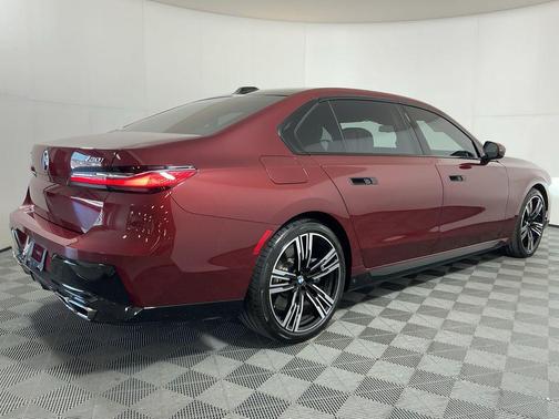 2024 BMW 760 i xDrive