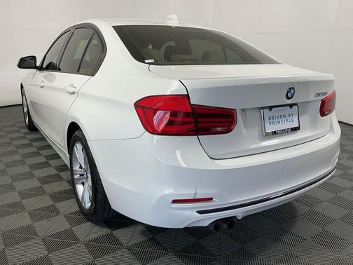 2016 BMW 328 328i