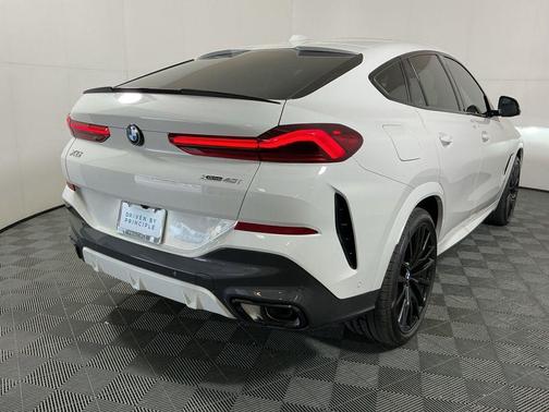 Alpine White 2026 BMW X6 xDrive40i