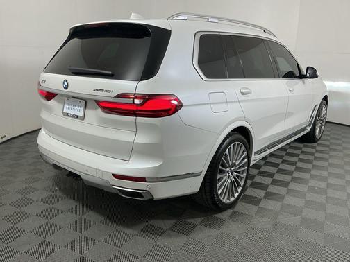 2021 BMW X7 xDrive40i