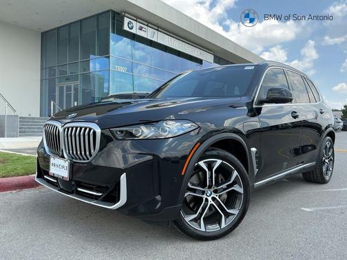 Black Sapphire Metallic 2024 BMW X5 xDrive40i
