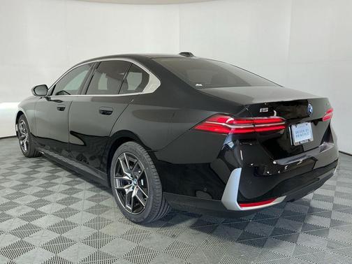2026 BMW i5 eDrive40