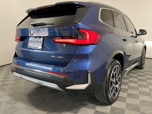 Phytonic Blue Metallic 2025 BMW X1 xDrive28i