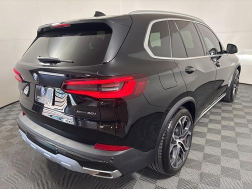 2023 BMW X5 sDrive40i