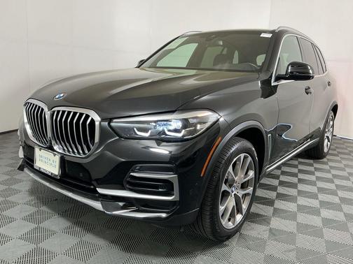 Jet Black 2023 BMW X5 xDrive40i