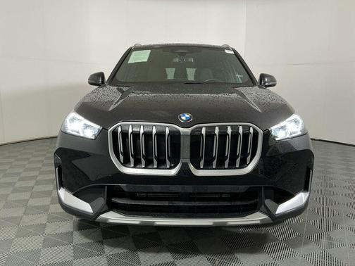 Jet Black 2025 BMW X1 xDrive28i
