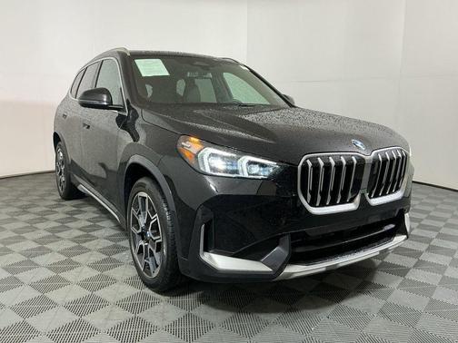 Jet Black 2025 BMW X1 xDrive28i