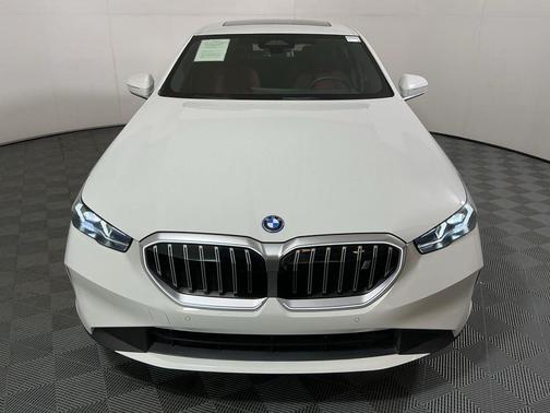 2024 BMW i5 eDrive40