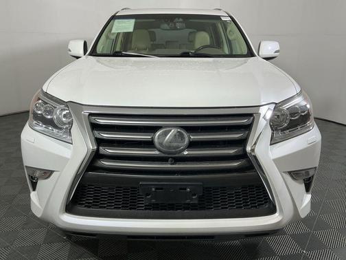 Starfire Pearl 2019 Lexus GX 460 Luxury