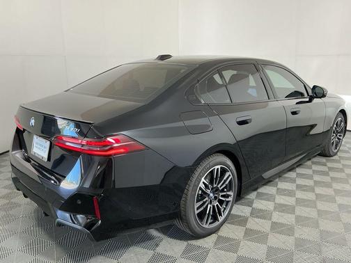 2026 BMW 530 i