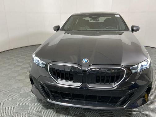 2026 BMW 530 i