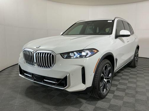 Alpine White 2026 BMW X5 sDrive40i