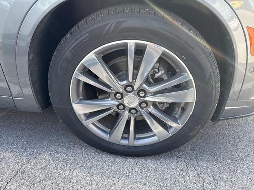 2022 Cadillac XT6 Premium Luxury AWD
