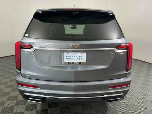 2022 Cadillac XT6 Premium Luxury AWD
